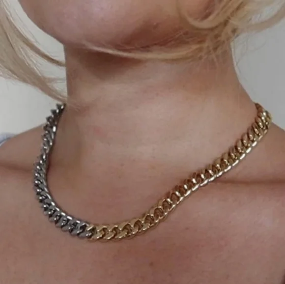 Elegant Two-Tone Chain Necklace - Picture 2 of 6